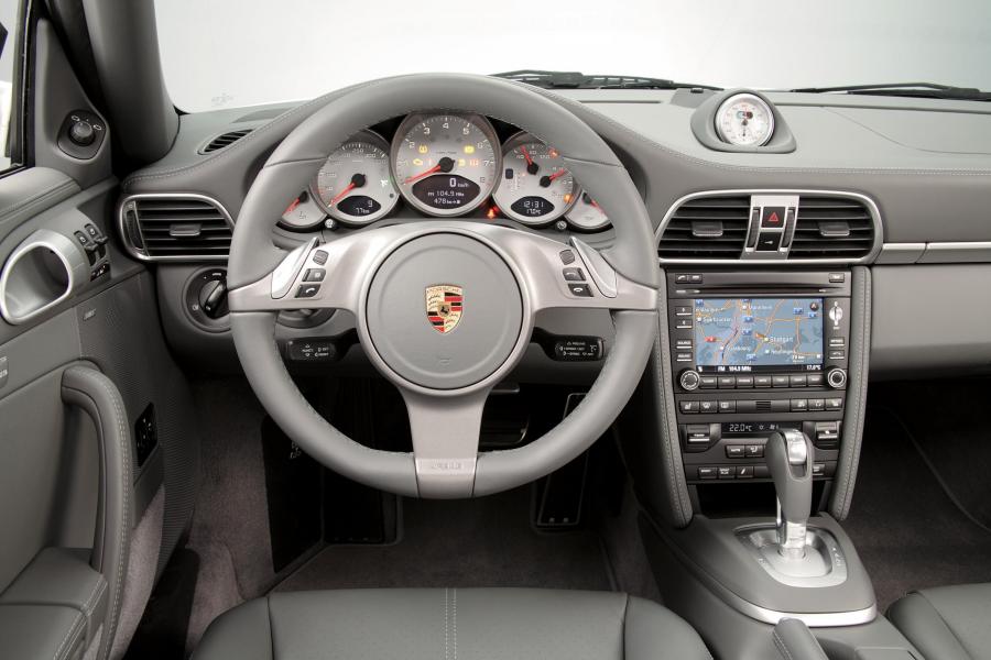  Porsche 911 Carrera 4S 2009 года  (фото 43 из 63)